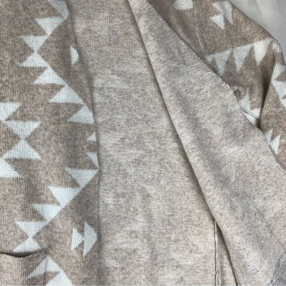 Frye women's medium Aztec Cream White Cozy Cardigan Sweater western soft - Picture 10 of 10